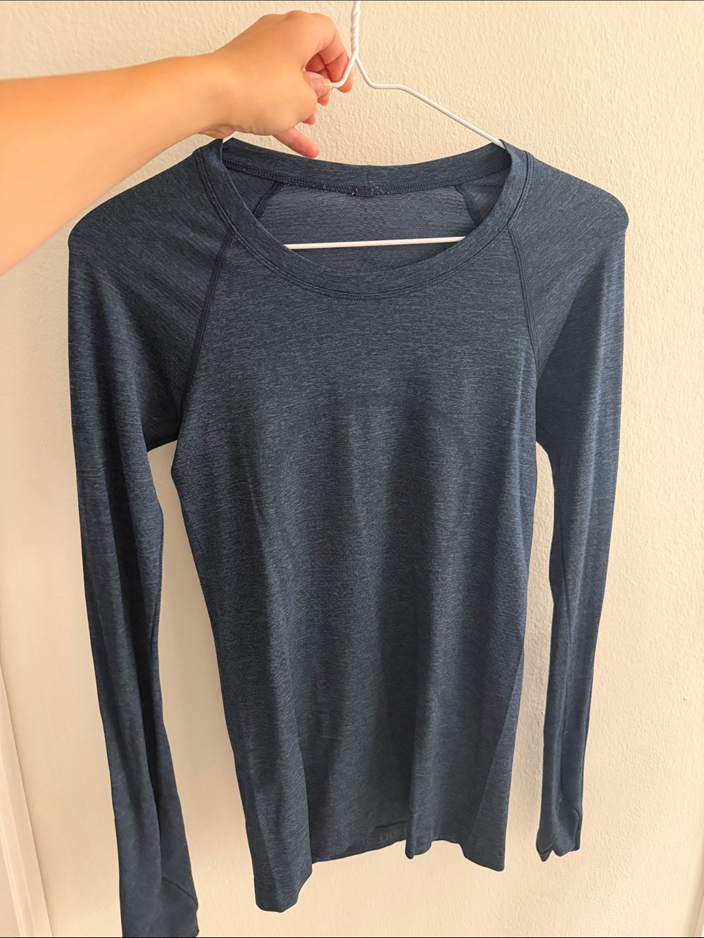 Lululemon swiftly tech navy blue long sleeve